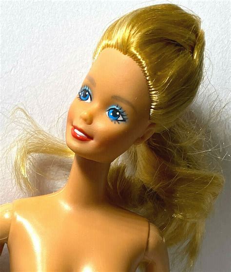 Vintage S Barbie Doll Nude Blond Long Beautiful Hair Blue Eyes Tnt