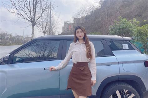 Hot Girl Khoe Nhan S C V N Ng I M B N Xe H I Titanic N I M I Th C Chia S