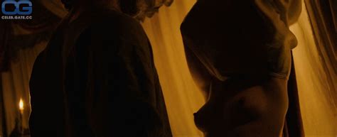 Florence Pugh Nude Pictures Photos Playboy Naked Topless Fappening