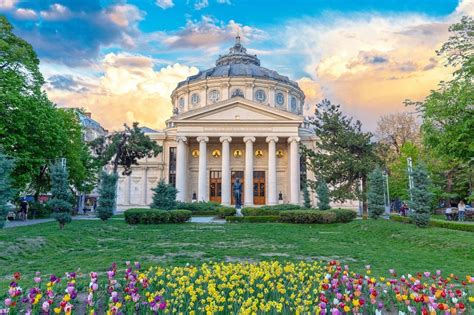Qué Ver En Bucarest Explora La Capital De Rumanía En Uno O Dos Días