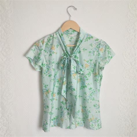 70s Blue Floral Pussy Bow Blouse Vintage By DizzyDreamerVintage