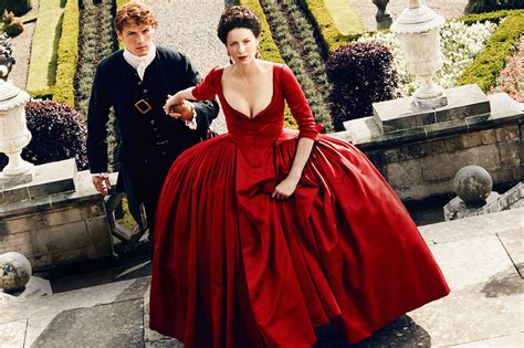 'Outlander' star Caitríona Balfe says Season 6 is 'twisted'