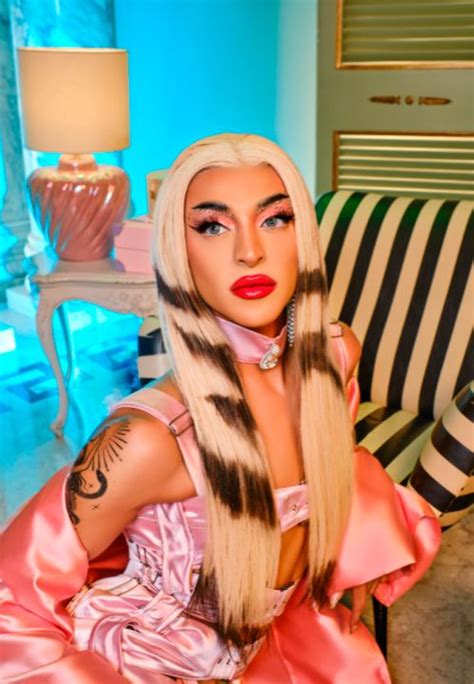 Resso Faz Ação Especial Para Divulgar O Novo álbum Da Pabllo Vittar Pablo Vittar Album Você