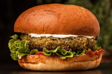 Falafel Burgers