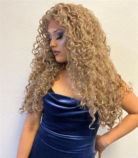 ASH GOLDEN BLONDE Swiss Lace Front Wig Long Voluminous Curls Hair Natural Curly Wavy