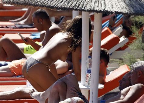 Sofia Suescun Nude Video Topless And Pussy Slip In Mykonos