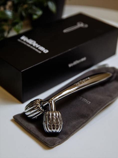 Роликовый массажер для лица WellDerma Face Lifting Dark Silver Roller ...