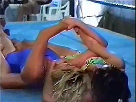 Vista Previa De Lucha Femenina XVIDEOS