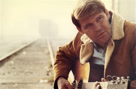 Glen Campbell: Life in Photos | Billboard – Billboard