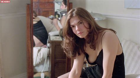 Naked Jeanne Tripplehorn In Sliding Doors