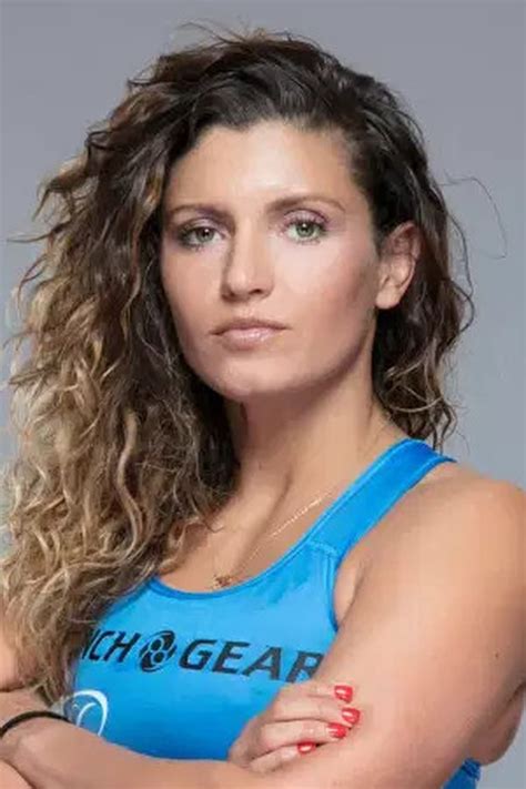 Ashley Yoder - Biografía, mejores películas, series, imágenes y