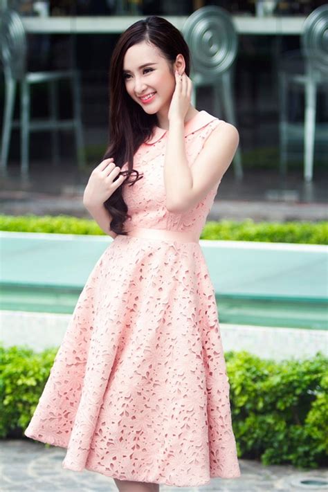 Nh Ng H Nh Hot Girl Xinh Lung Linh V I Nh Ng Chi C M Trong Nh Nh Ng N Ng C Ng Ch A Th Vi N