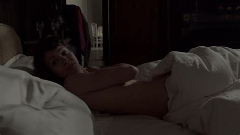 Naked Moon Dailly In Transporter The Series