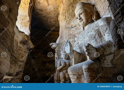 Buddha Statue In Yungang Grotto Stock Image Image Of Buddha Culture