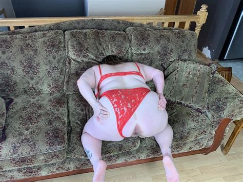 Sexy Bbw Pussy On The Couch Nude Pics Xhamster