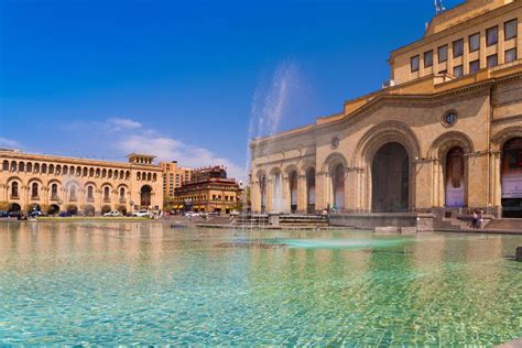 Republic Square In Yerevan Arm Trip Canvas