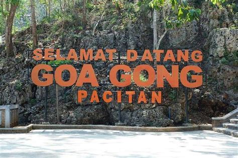 Goa Gong Pacitan Kabupaten Pacitan Jawa Timur Tiket Masuk Dan Jalan