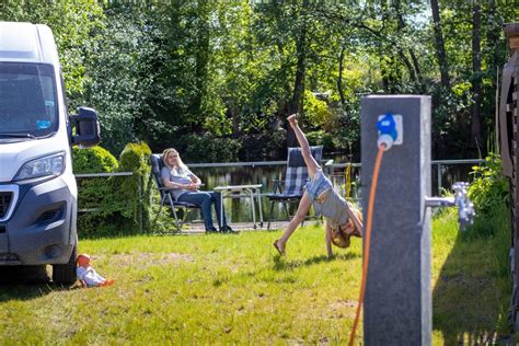 Camping in der Lüneburger Heide am Campingpark Hüttensee