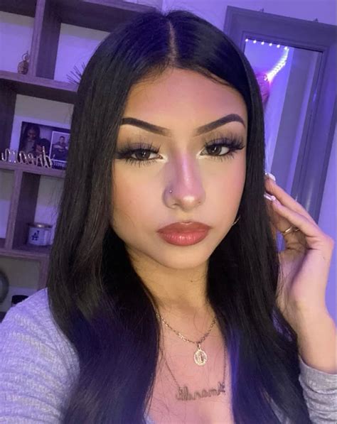 Pin By Bella On Tik Tok Gang Latina Makeup Latina Makeup Looks Latina Hair