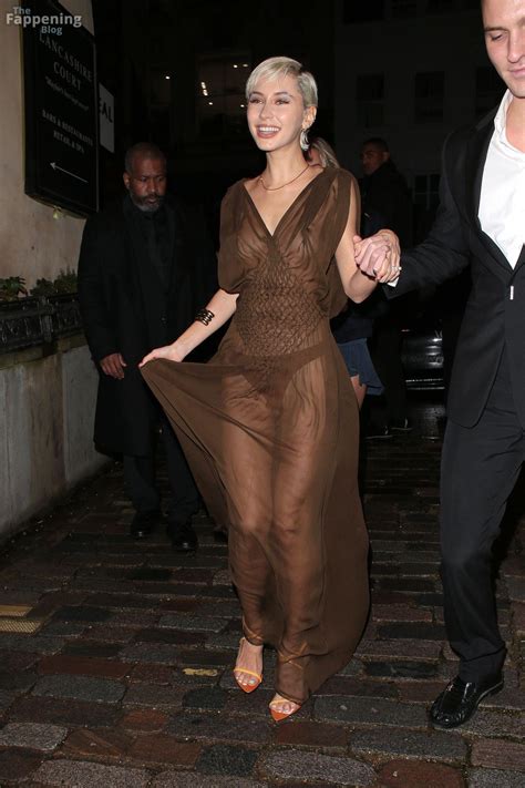 Iris Law Lirisaw Nude Leaks Photo 703 TheFappening