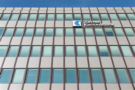zkb lands bail  debut  tight   pricing range