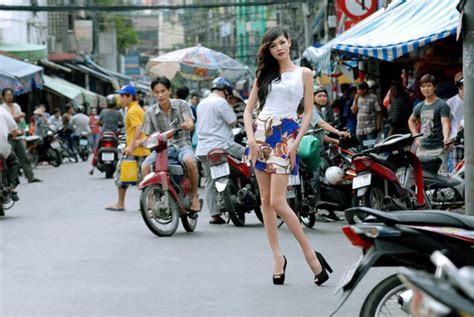 Những đương kim bạn gái đẹp và sạch của hot boy Việt