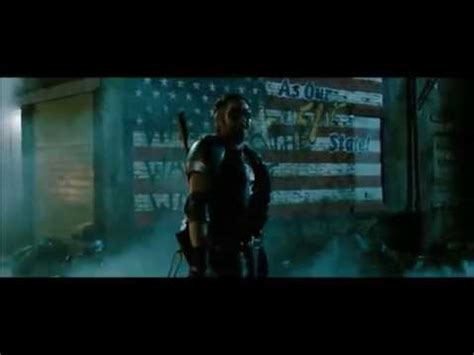 Комедиант из комиксов и фильма "Хранители"