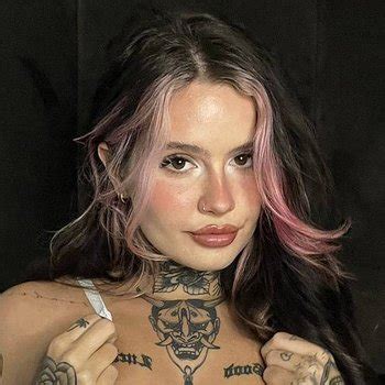 Get Brooke Markhaa Free Stripping And Nude Links At Freeones