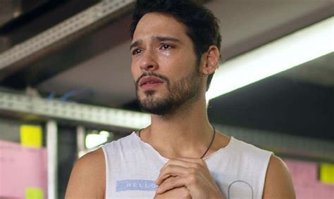 Bruno Fagundes Diz Que Apanhou De Skinheads Por Ser Gay Guia Gay S O Paulo