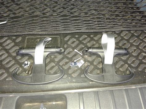 Крючки в багажник — Hyundai Tucson (TL), 2 л, 2017 года | своими руками ...