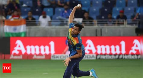 Injury Forces Sri Lanka S Maheesh Theekshana Out Of Asia Cup Final Vs