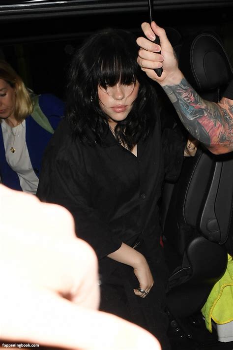 Billie Eilish Nude OnlyFans Leaks Fappening FappeningBook