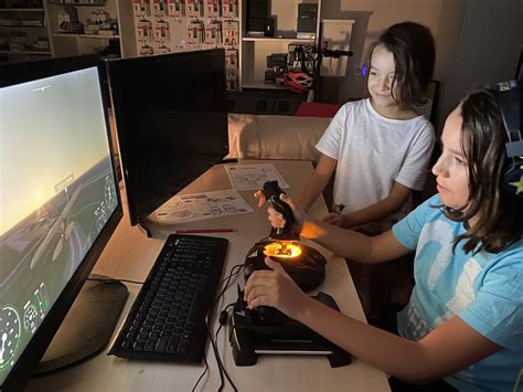 Ce Joystick folosesc pentru Microsoft Flight Simulator 2020 - razvanbb