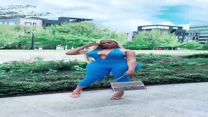 Moriah Mills Fuck And Welcome