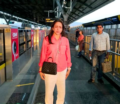 Hema Malini Takes The Mumbai Metro Rediff Movies