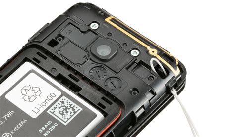 使いやすいデザイン Digno® ケータイ4 製品情報 スマートフォン・携帯電話 京セラ