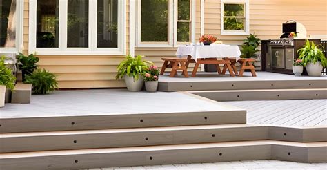 How to Build an Outdoor Multi-Level Deck?