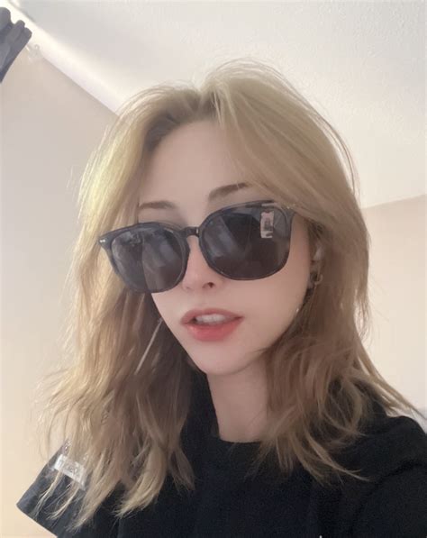 𝓔𝓵𝓵𝓪 on Twitter I am satisfied with this dark blonde https t co OOSpuGHFo Twitter