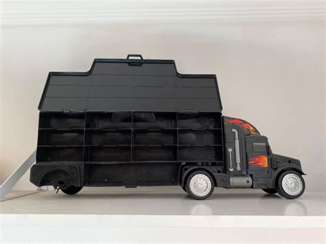 Caminhão Hot Wheels Dois Lados para Guardar Carrinhos Brinquedo Hot Wheels Usado 75520775