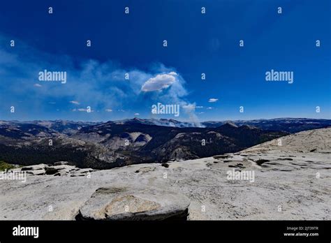 Yosemite Fire 2022 Hi Res Stock Photography And Images Alamy