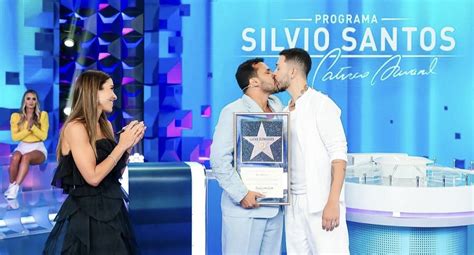 Carlinhos Maia E Lucas Guimar Es Protagonizam Primeiro Beijo Gay Na Hist Ria Do Sbt Purebreak