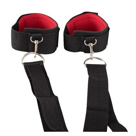 Cinghia Sexy Con Manette Per Testiera Letto Sex Toys Sadomaso Bondage