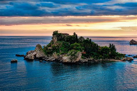 Isola bella taormina yacht charter - YBH