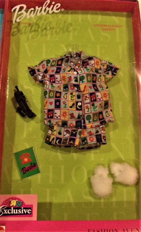 BARBIE LINGERIE FASHION AVENUE TOYS R US EX LOTTERY LOUNGE FUZZY SLIPPERS Clothing Accessories