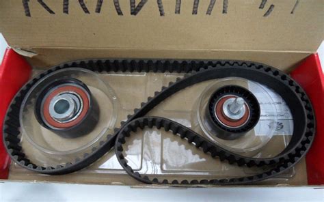 Как заменить ремень ГРМ на Лада Веста своими руками