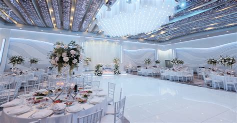 Los Angeles Ballroom Wedding Extravagantly Lush Alexandria Ballrooms