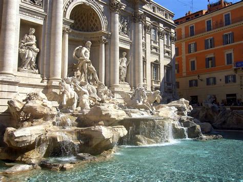 Wasser von Trevi stockfoto. Bild von perle, denkmal, brunnen - 3746636