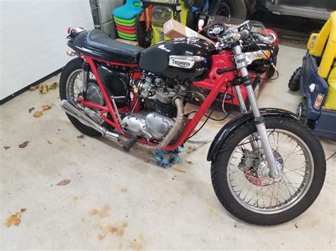 1971 Triumph T120 Retro Rides
