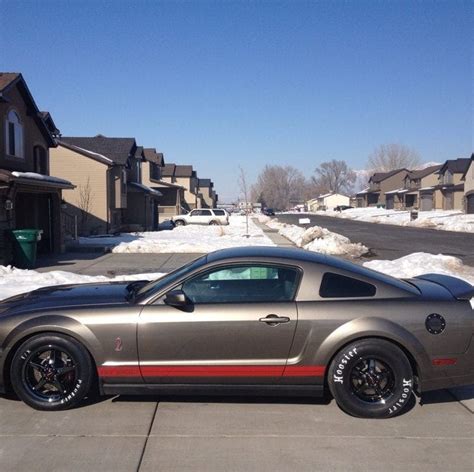 Mineral Gray 2005 Ford Mustang