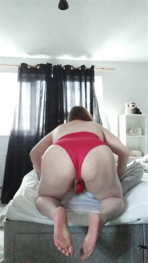 My Enormous BBW Curves In A Sexy Red Singlet 68 Pics XHamster